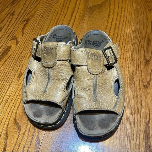 Dr. Martens Vintage Sandals Size 9 US - Picture 2 of 7